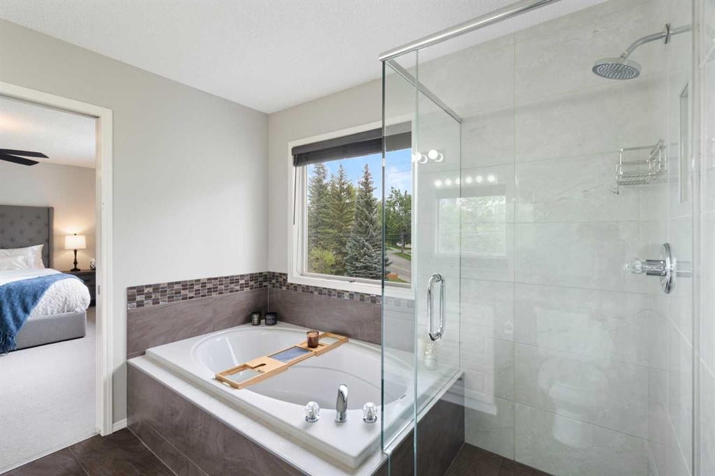 









4


West Springs

Way Southwest,
Calgary,




AB
T3H 4M4

