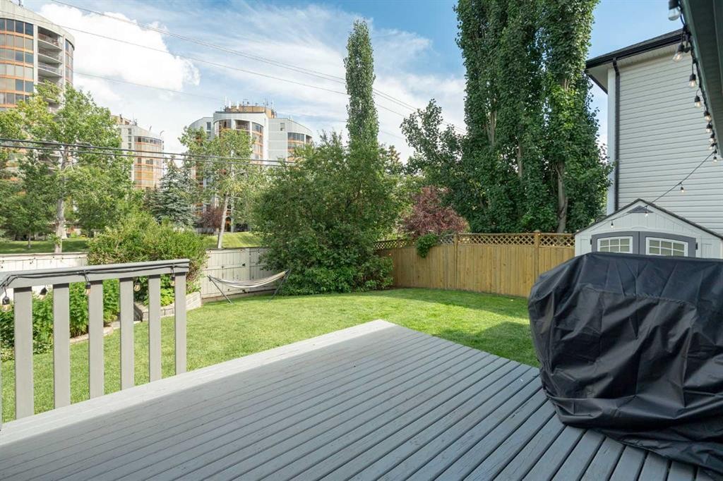 









4


West Springs

Way Southwest,
Calgary,




AB
T3H 4M4

