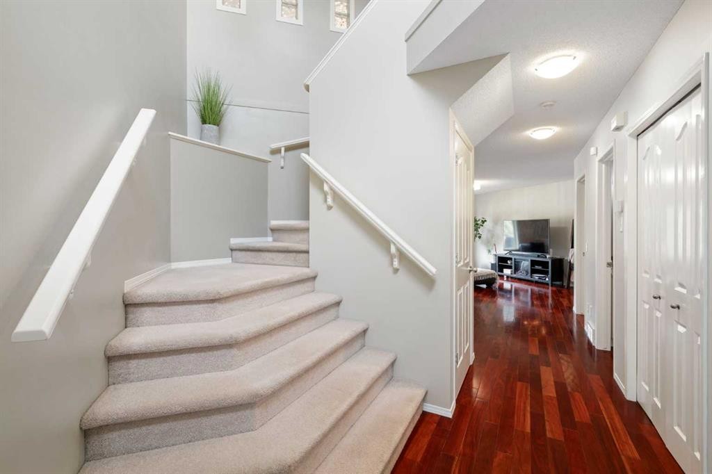 









4


West Springs

Way Southwest,
Calgary,




AB
T3H 4M4

