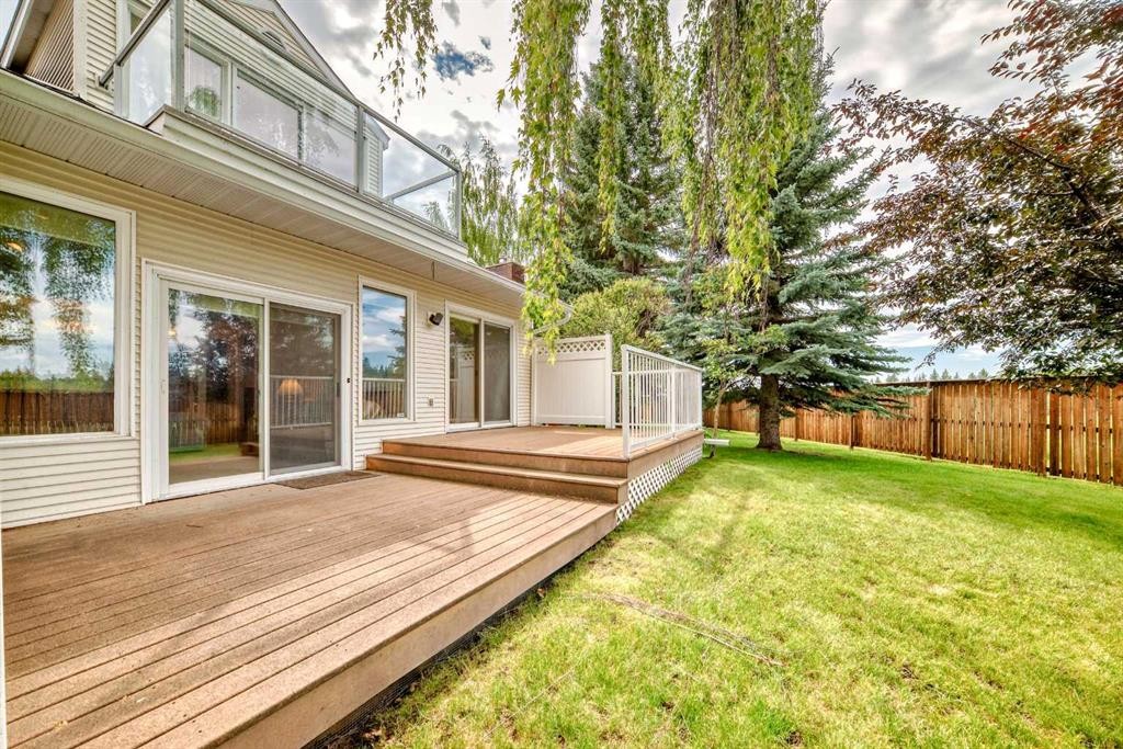 









275


Woodridge

Drive Southwest, 23,
Calgary,




AB
T2W 4S4

