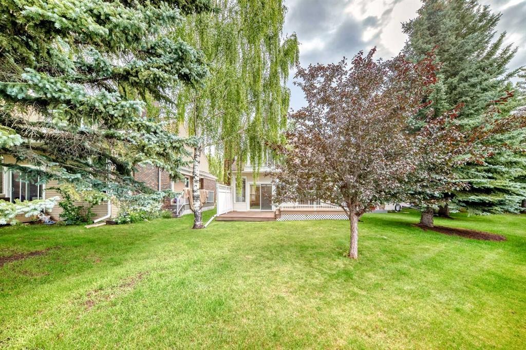 









275


Woodridge

Drive Southwest, 23,
Calgary,




AB
T2W 4S4

