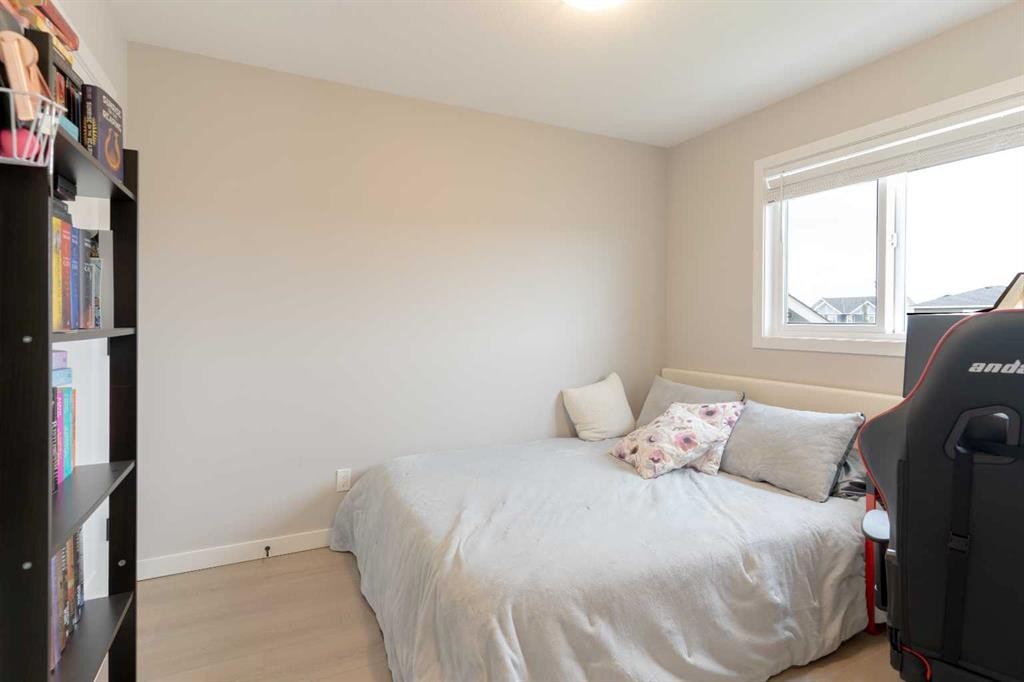 









228


Ravenstern

Crescent Southeast,
Airdrie,




AB
T4A 0T3

