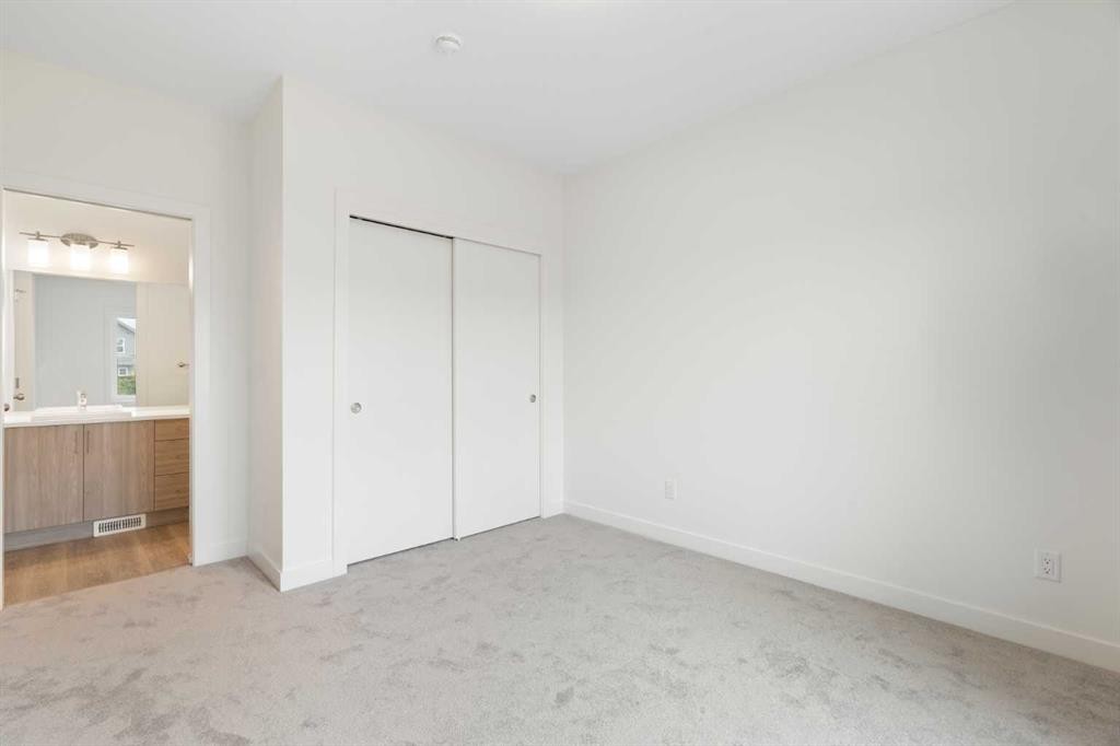 









2117


81

Street Southwest, 60,
Calgary,




AB
T3H 6H5

