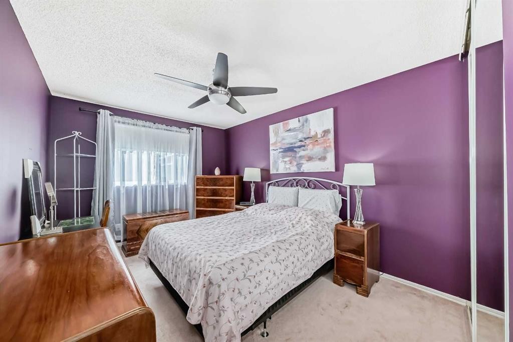 









110


Applebrook

Circle Southeast,
Calgary,




AB
T2A 7T3

