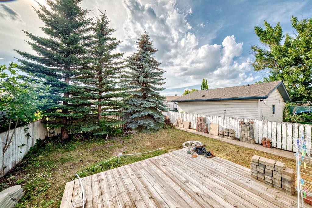 









110


Applebrook

Circle Southeast,
Calgary,




AB
T2A 7T3


