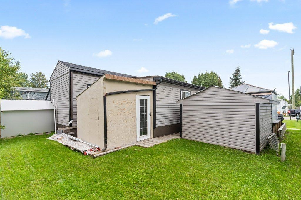 









6220


17

Avenue Southeast, 116,
Calgary,




AB
T2A 0W6

