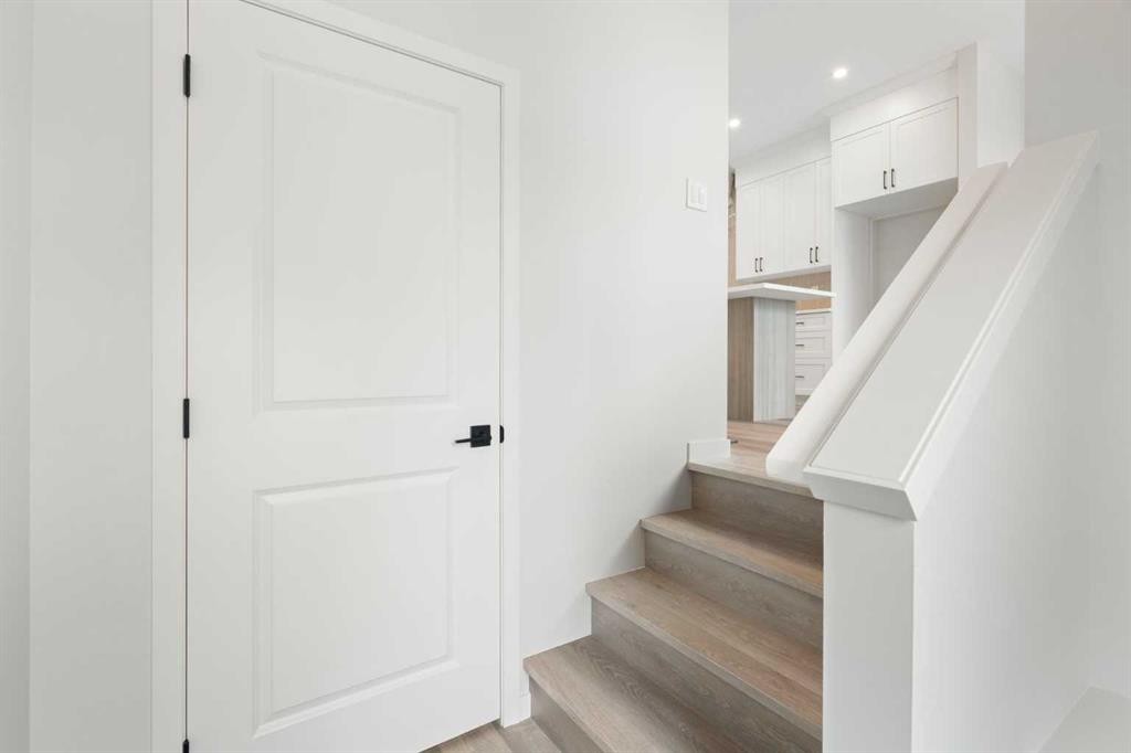 









938


Livingston

View Northeast,
Calgary,




AB
T3P 2K5

