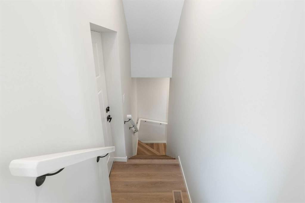 









938


Livingston

View Northeast,
Calgary,




AB
T3P 2K5

