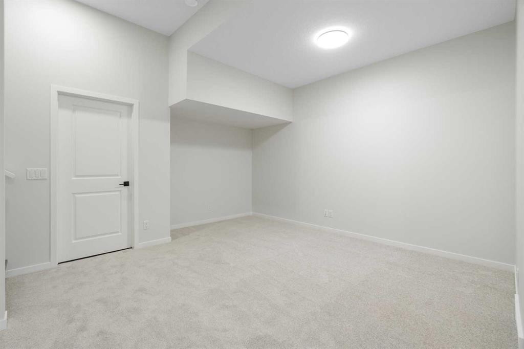 









938


Livingston

View Northeast,
Calgary,




AB
T3P 2K5

