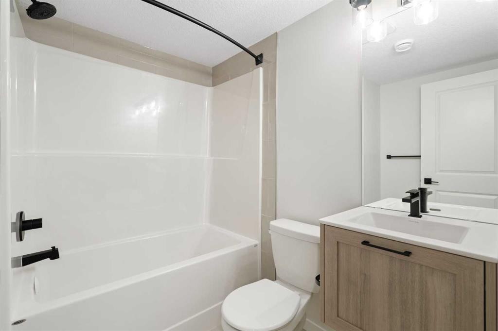 









938


Livingston

View Northeast,
Calgary,




AB
T3P 2K5

