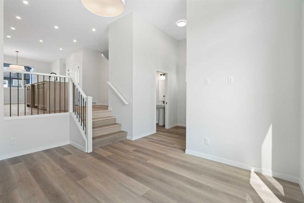 









938


Livingston

View Northeast,
Calgary,




AB
T3P 2K5

