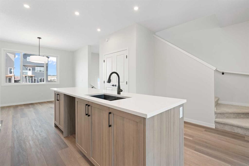 









938


Livingston

View Northeast,
Calgary,




AB
T3P 2K5

