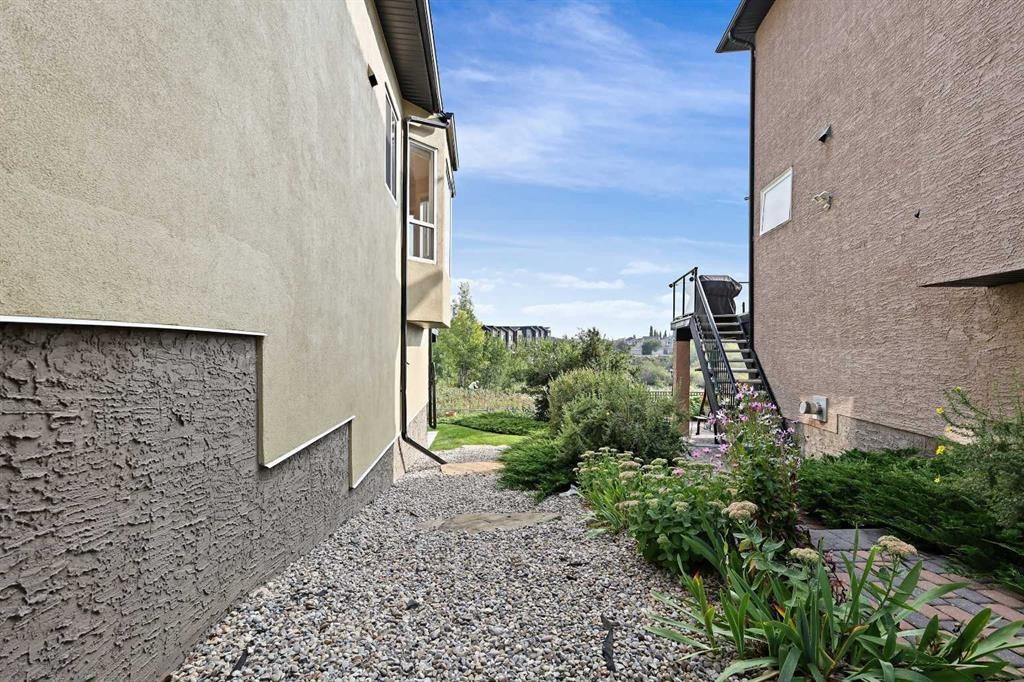 









49


Royal Highland

Road Northwest,
Calgary,




AB
T3G 4Y5

