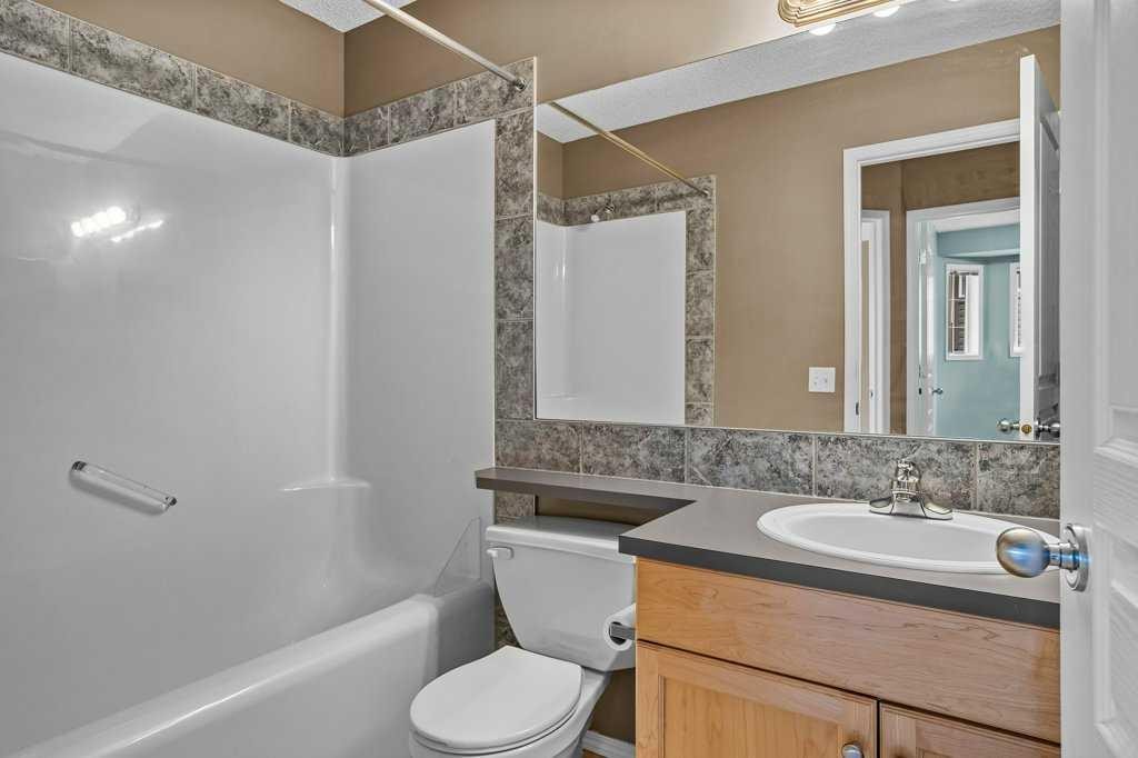 









819


Wilson

Way, 3,
Canmore,




AB
T1W 2Y8

