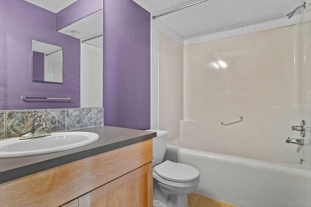 









819


Wilson

Way, 3,
Canmore,




AB
T1W 2Y8

