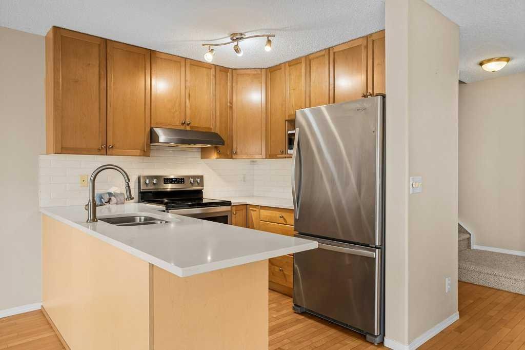 









819


Wilson

Way, 3,
Canmore,




AB
T1W 2Y8

