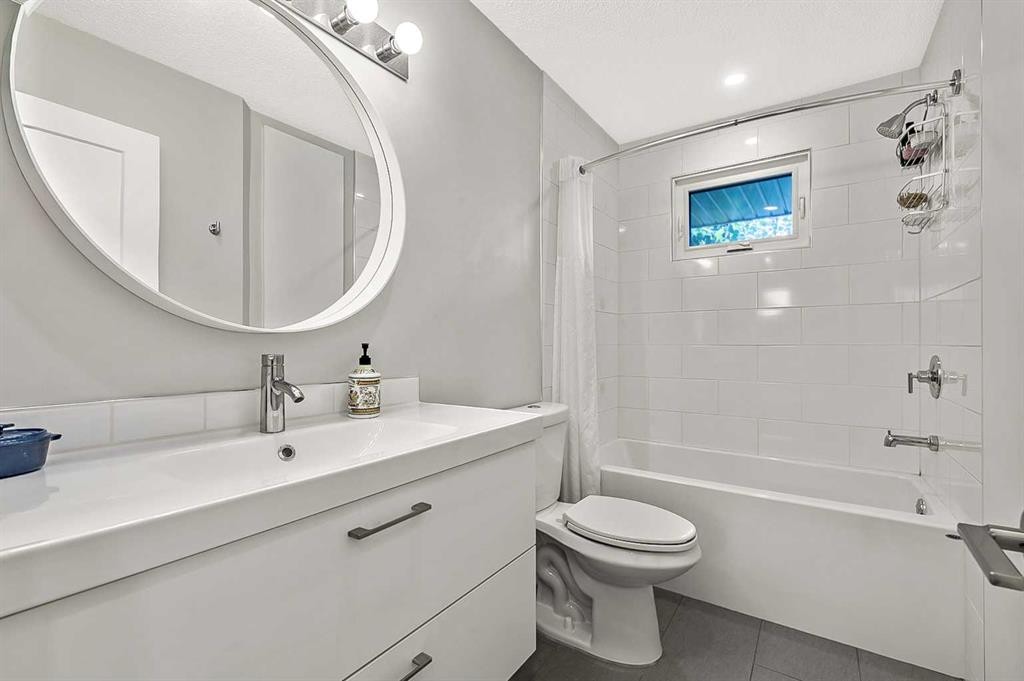 









4004


46

Street Southwest,
Calgary,




AB
T3B 6P3

