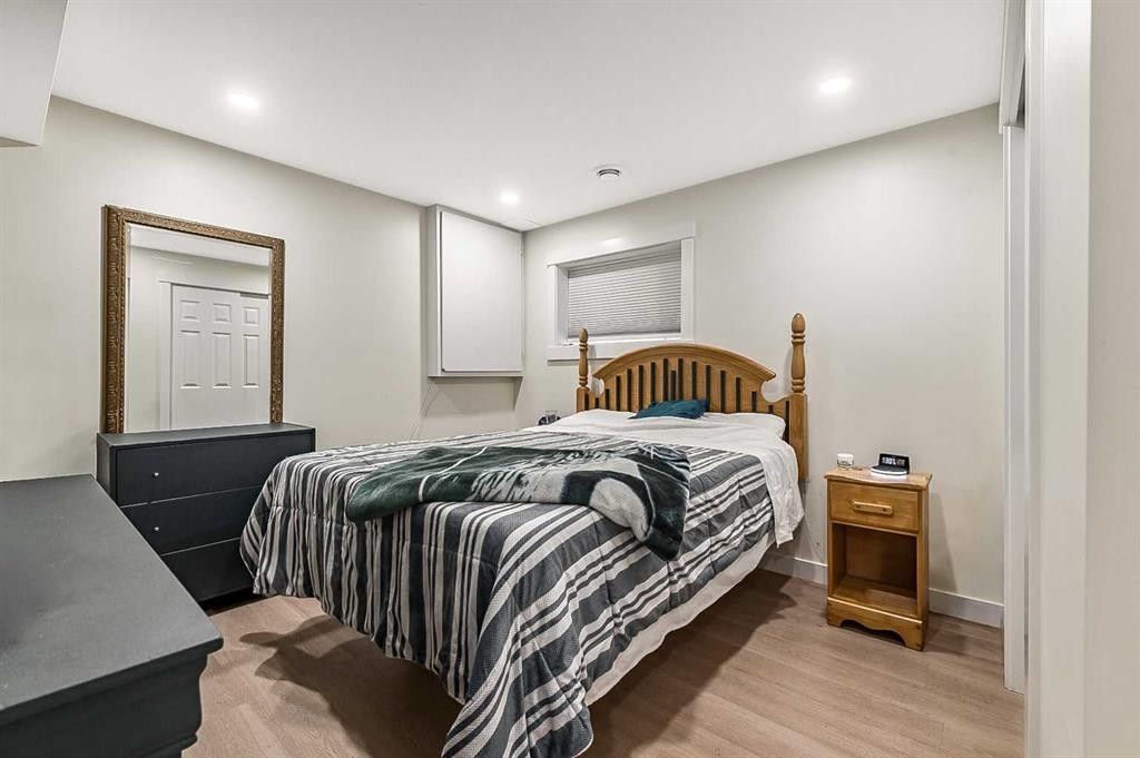 









4004


46

Street Southwest,
Calgary,




AB
T3B 6P3

