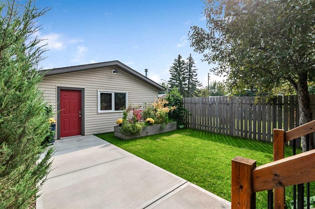 









4004


46

Street Southwest,
Calgary,




AB
T3B 6P3

