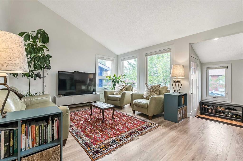 









4004


46

Street Southwest,
Calgary,




AB
T3B 6P3

