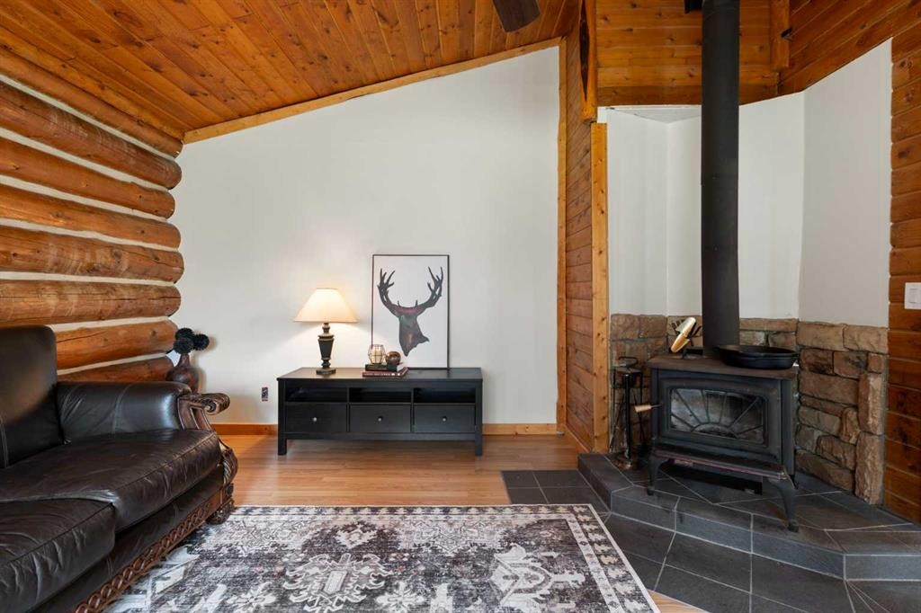 









29415


Range Road 52

, 4,
Rural Mountain View County,




AB
T0M 2E0

