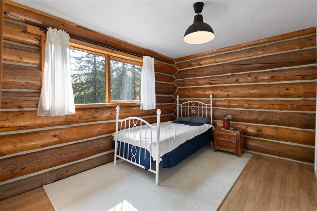 









29415


Range Road 52

, 4,
Rural Mountain View County,




AB
T0M 2E0

