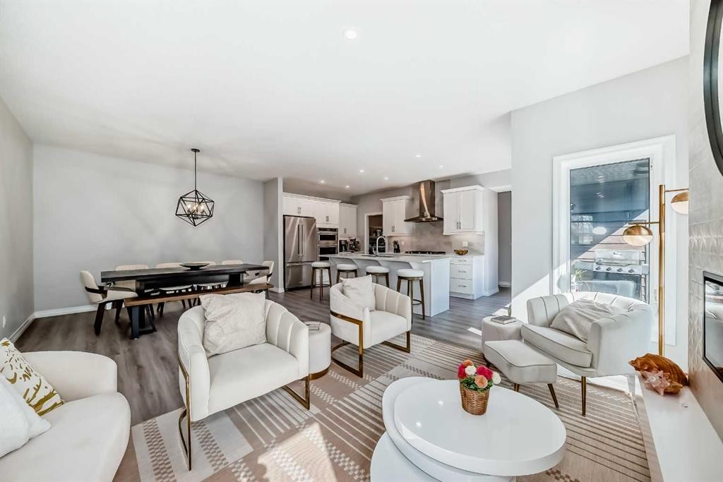 









1941


Mahogany

Boulevard Southeast,
Calgary,




AB
T3M 3P4

