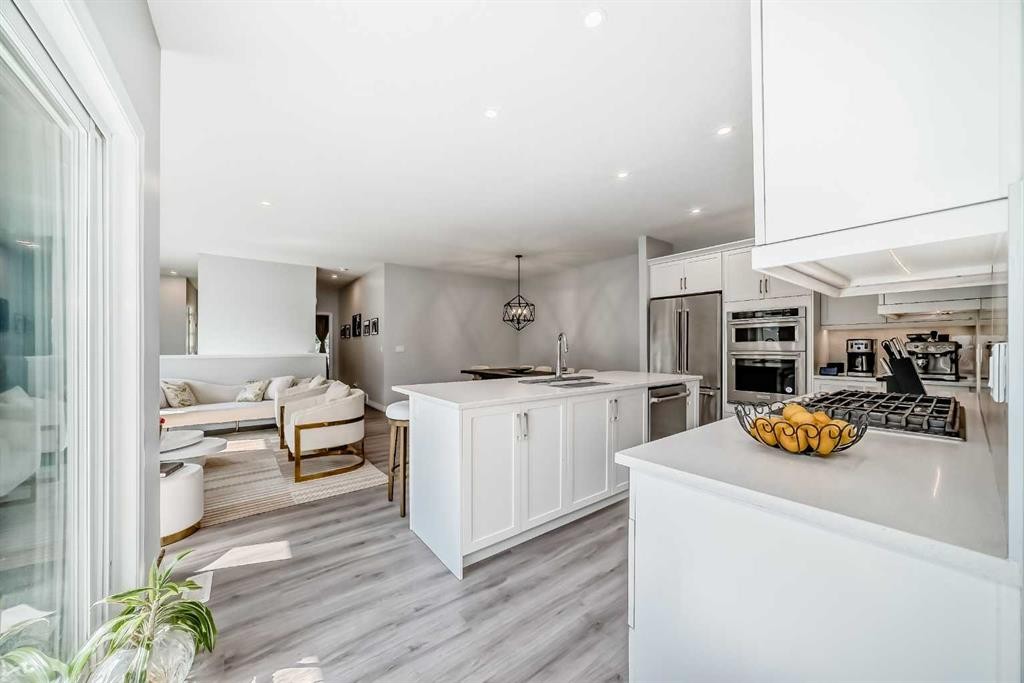 









1941


Mahogany

Boulevard Southeast,
Calgary,




AB
T3M 3P4

