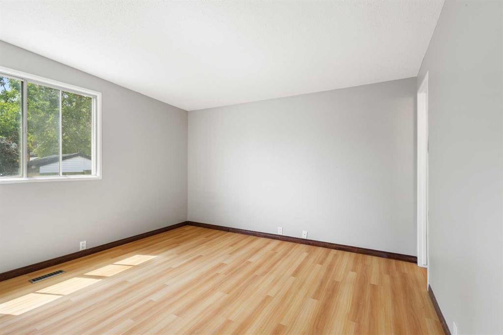 









703


130

Avenue Southwest,
Calgary,




AB
T2W 2M9

