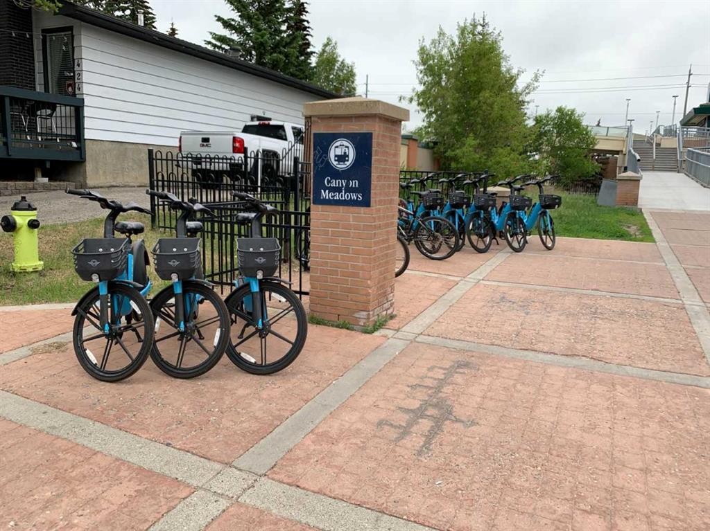 









703


130

Avenue Southwest,
Calgary,




AB
T2W 2M9

