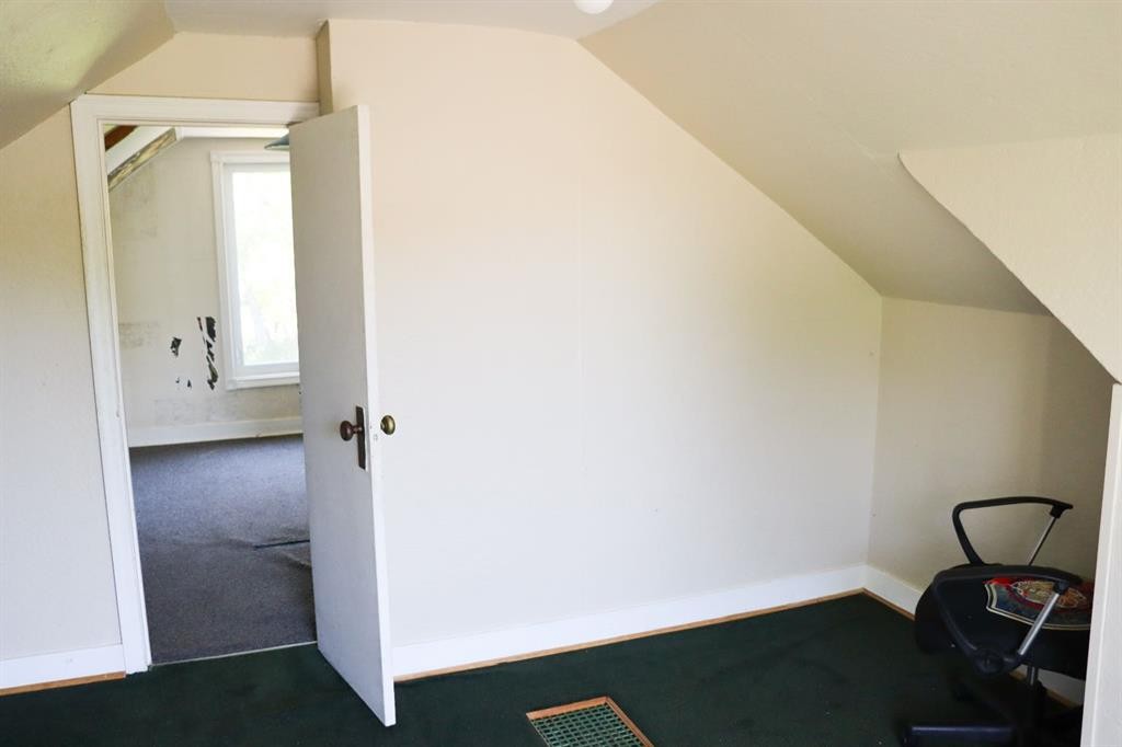 









112


5

Street,
Keoma,




AB
T4A 1G6

