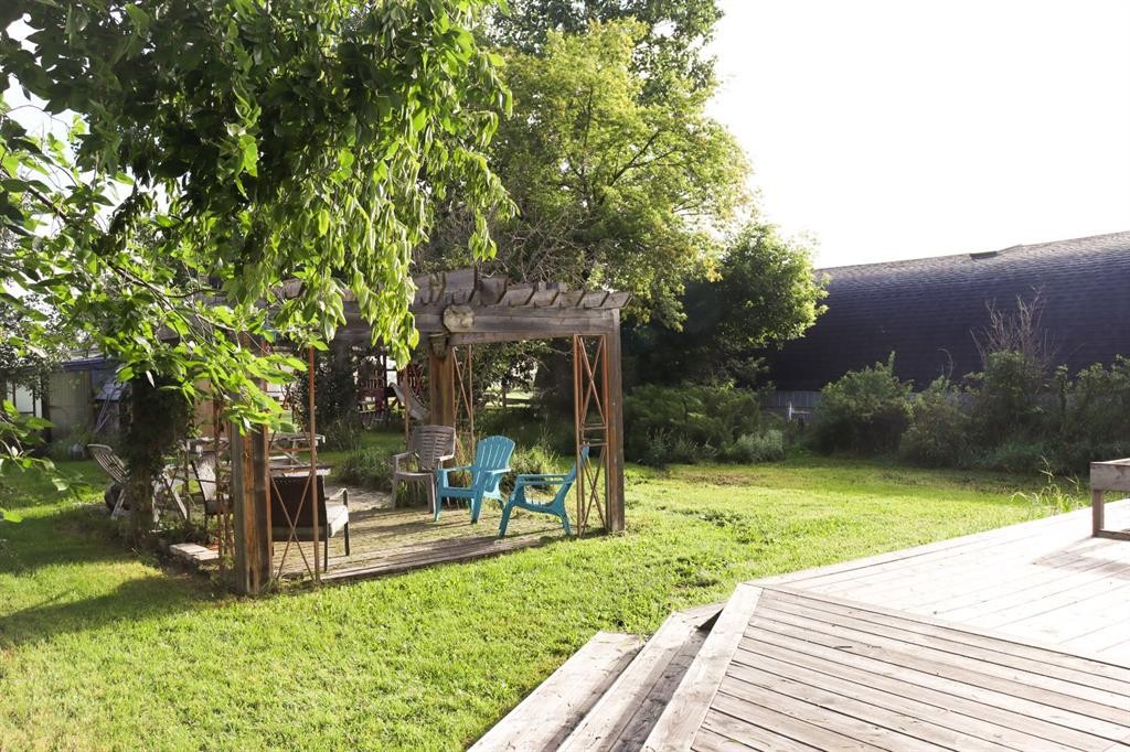 









112


5

Street,
Keoma,




AB
T4A 1G6

