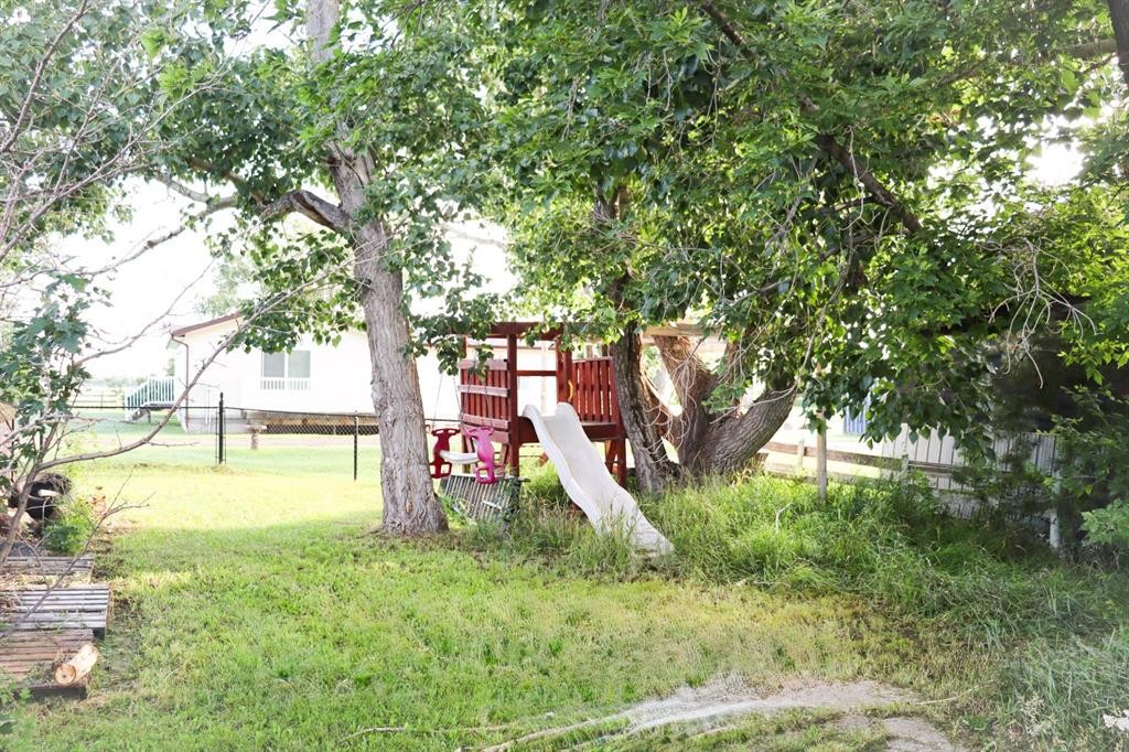 









112


5

Street,
Keoma,




AB
T4A 1G6

