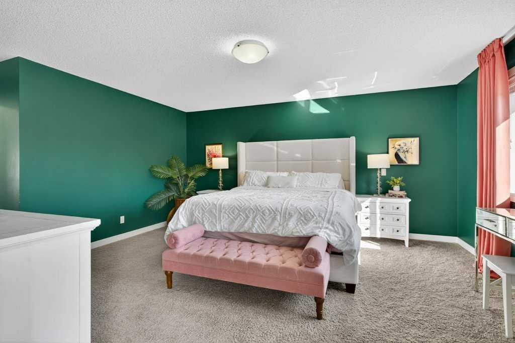 









1091


Brightoncrest

Green Southeast,
Calgary,




AB
T2Z 1G8

