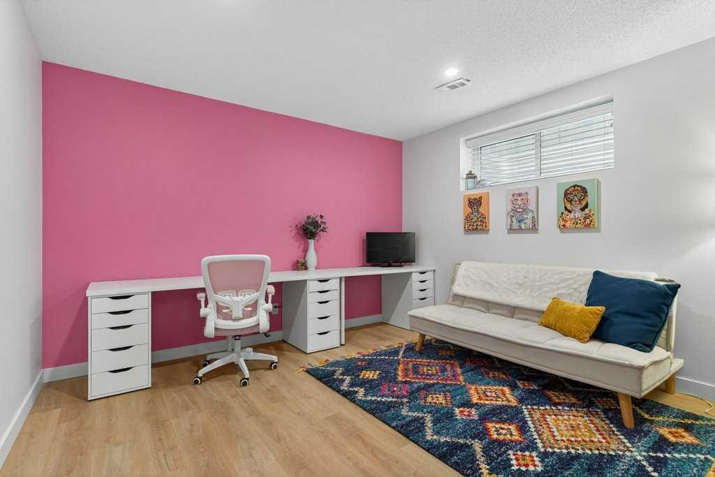 









1091


Brightoncrest

Green Southeast,
Calgary,




AB
T2Z 1G8

