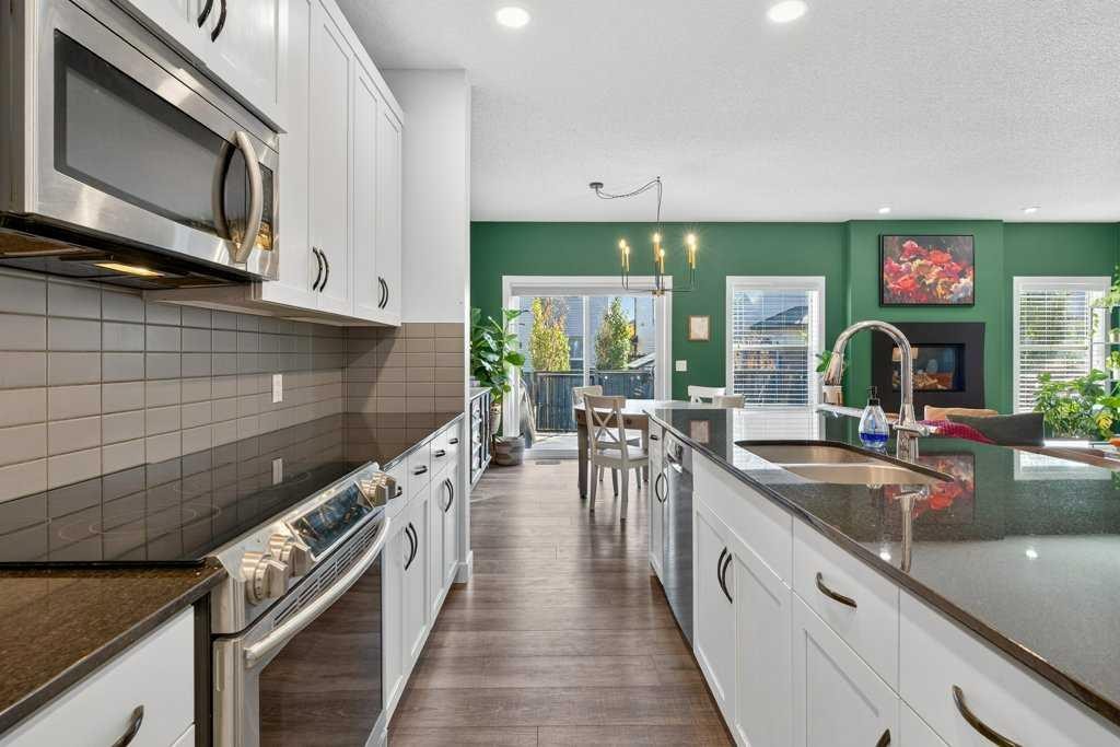 









1091


Brightoncrest

Green Southeast,
Calgary,




AB
T2Z 1G8

