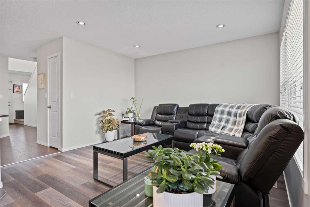 









180


Panatella

Way Northwest,
Calgary,




AB
T3K0X1

