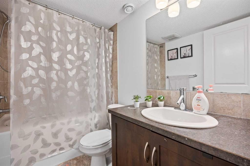 









180


Panatella

Way Northwest,
Calgary,




AB
T3K0X1

