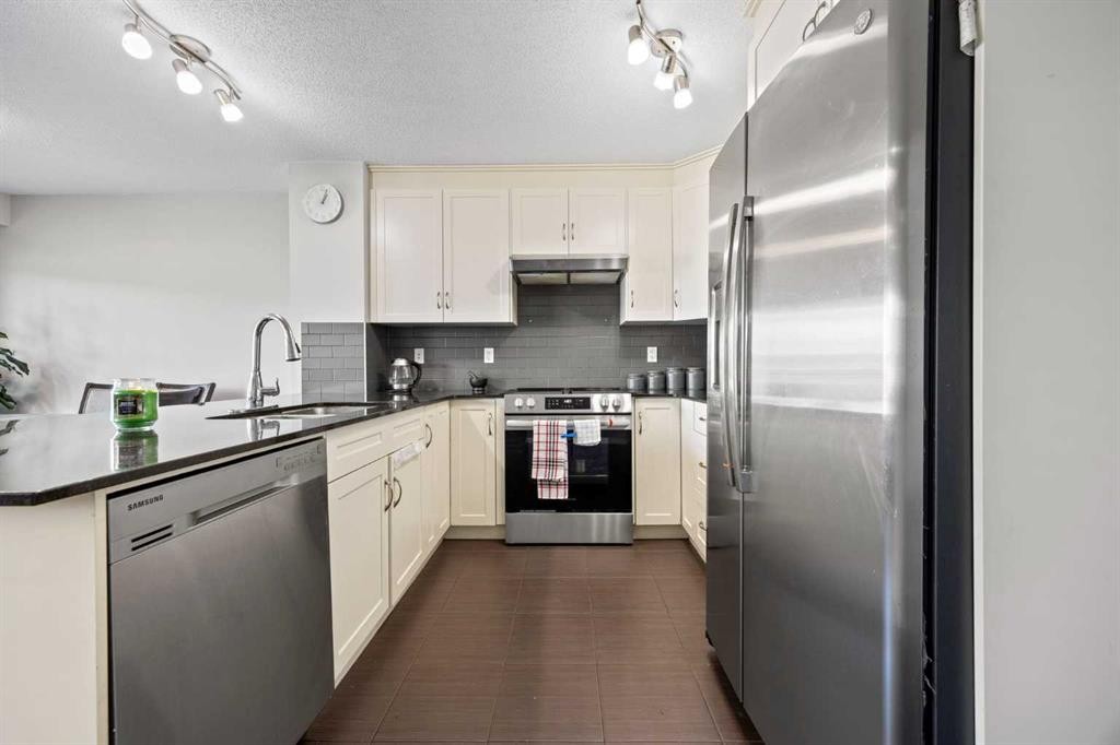 









180


Panatella

Way Northwest,
Calgary,




AB
T3K0X1

