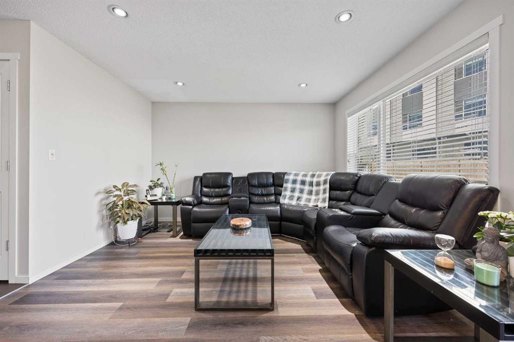 









180


Panatella

Way Northwest,
Calgary,




AB
T3K0X1

