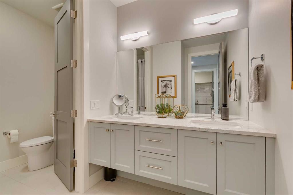 









1827


22

Avenue Southwest,
Calgary,




AB
T2T 0S1

