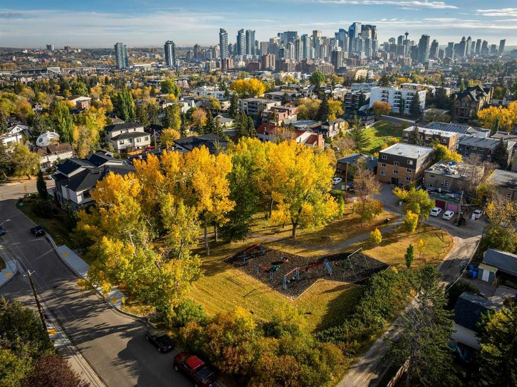 









1827


22

Avenue Southwest,
Calgary,




AB
T2T 0S1

