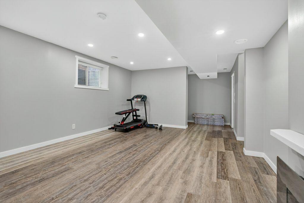 









234


Williamstown

Close Northwest,
Airdrie,




AB
T4B 0X9

