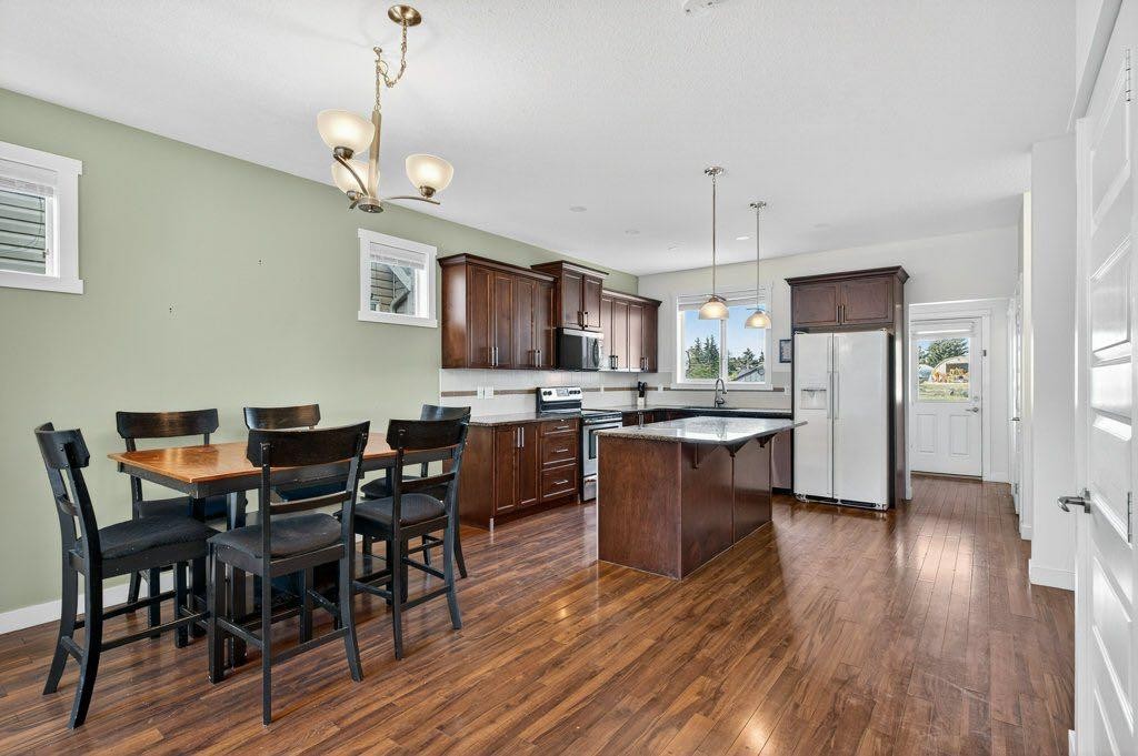 









234


Williamstown

Close Northwest,
Airdrie,




AB
T4B 0X9

