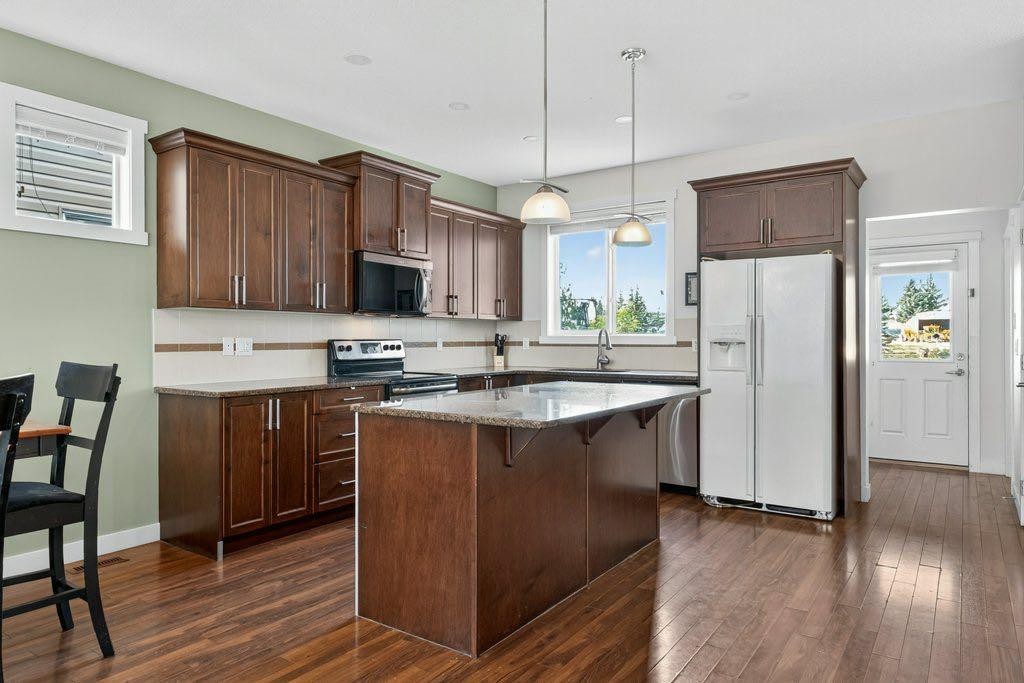 









234


Williamstown

Close Northwest,
Airdrie,




AB
T4B 0X9

