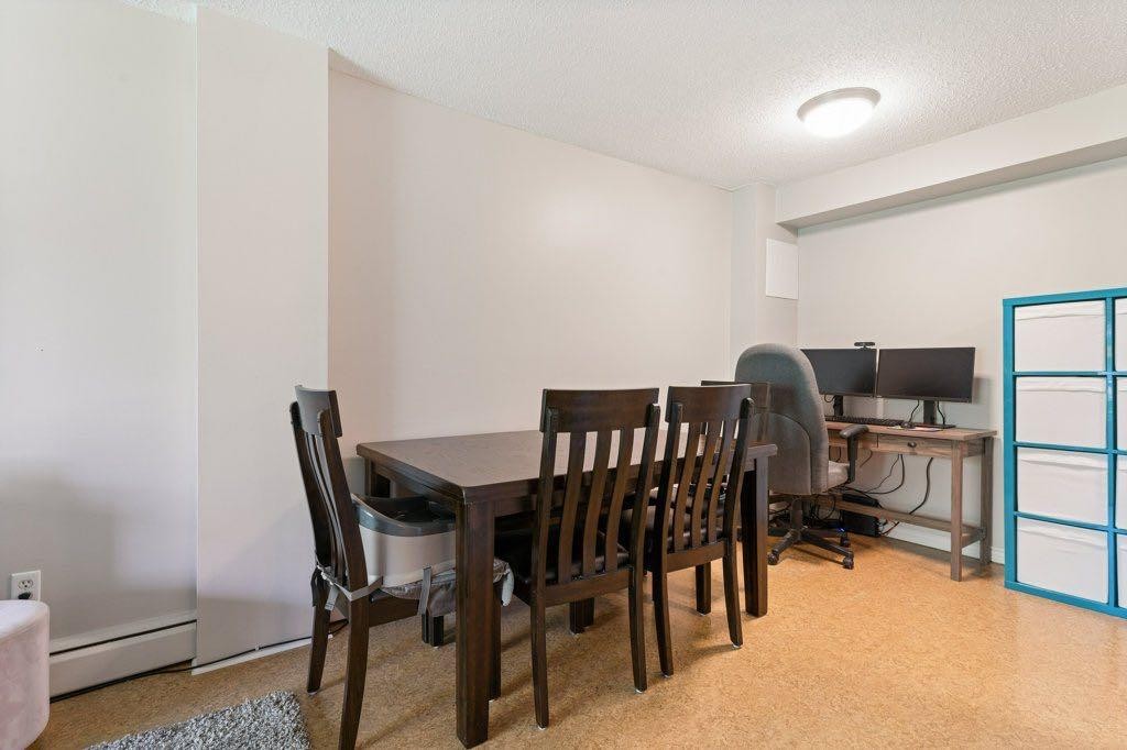 









8948


Elbow

Drive Southwest, 504,
Calgary,




AB
T2V 0H9

