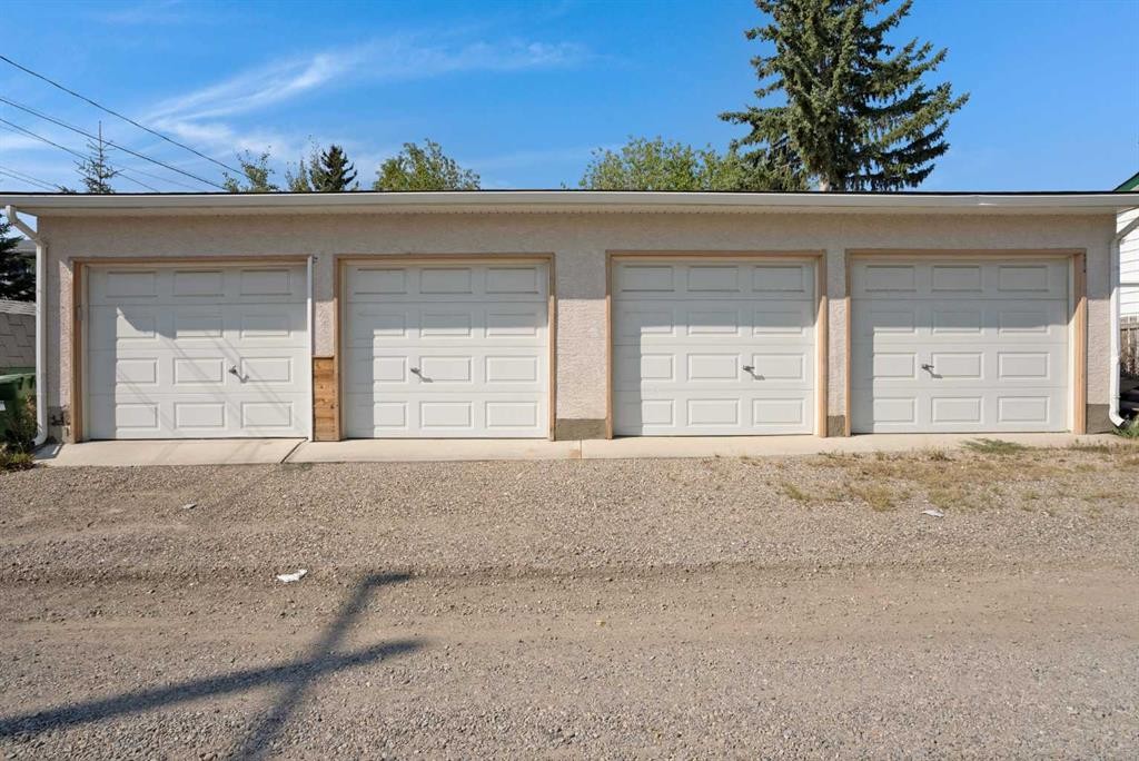 









6014


37

Street Southwest,
Calgary,




AB
T3E 5M7

