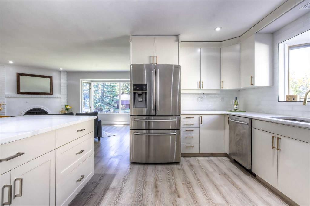 









511


Cedarille

Crescent Southwest,
Calgary,




AB
T2W2H6

