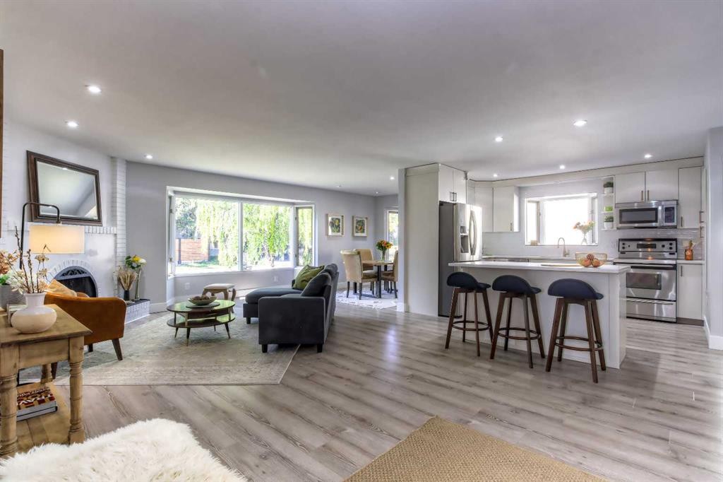 









511


Cedarille

Crescent Southwest,
Calgary,




AB
T2W2H6

