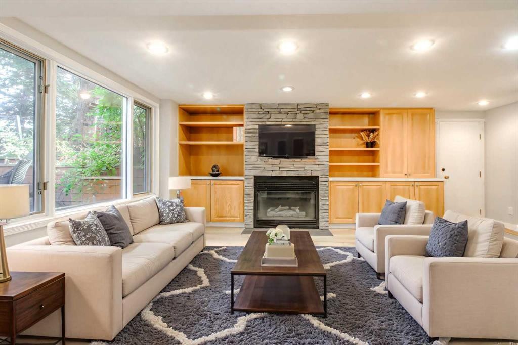 









511


Cedarille

Crescent Southwest,
Calgary,




AB
T2W2H6

